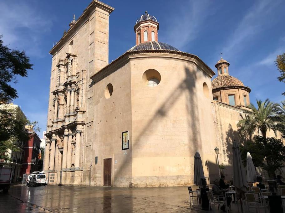 דירות ולנסיה Loft Con Estilo Y Terraza En Centro Historico מראה חיצוני תמונה