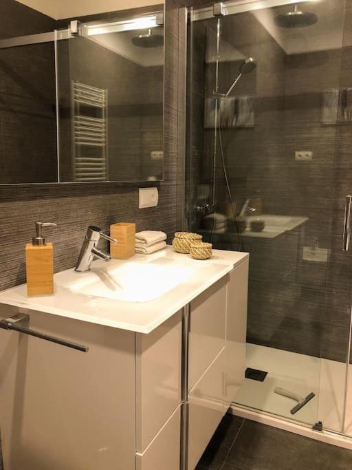 דירות ולנסיה Loft Con Estilo Y Terraza En Centro Historico מראה חיצוני תמונה
